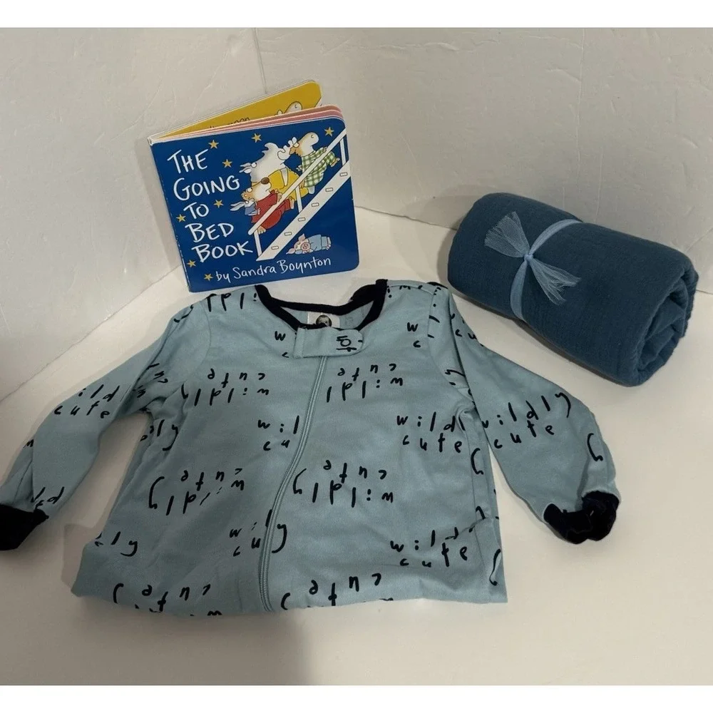 Baby Shower Boy Gift Box The‎ Going To Bed Book, Pajama's 3M Blue Muslin Blanket